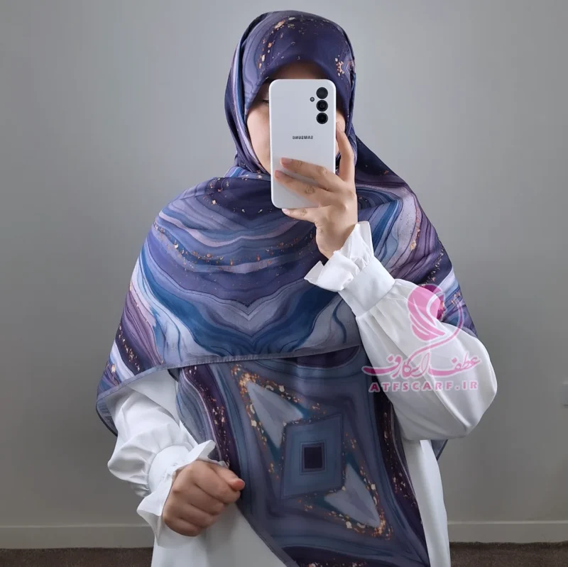 روسری رزین بنفش